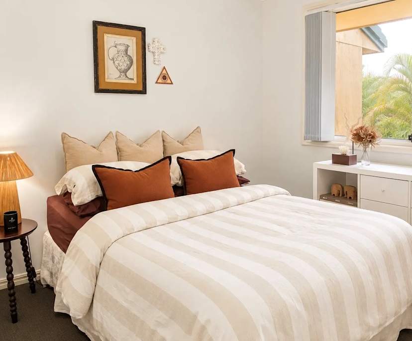 Furnished room with own bathroom