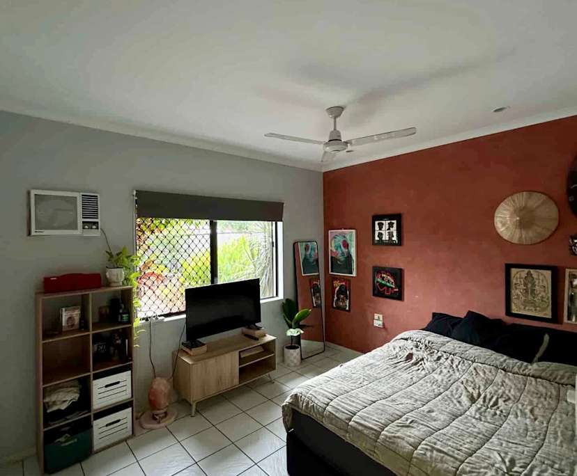 Whole property with 3 rooms for rent