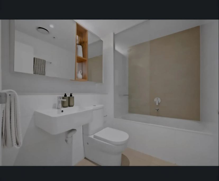 Unfurnished room with own bathroom