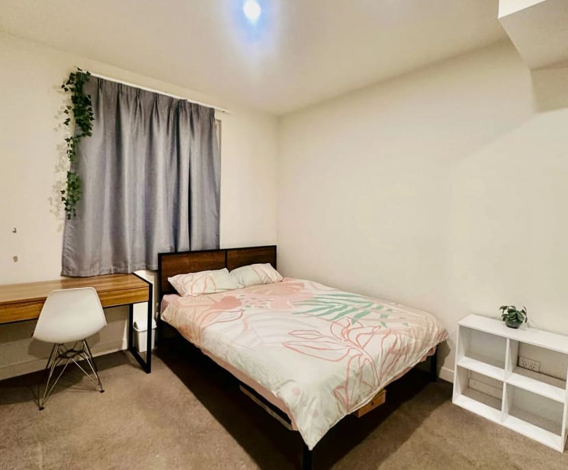 Furnished room with own bathroom