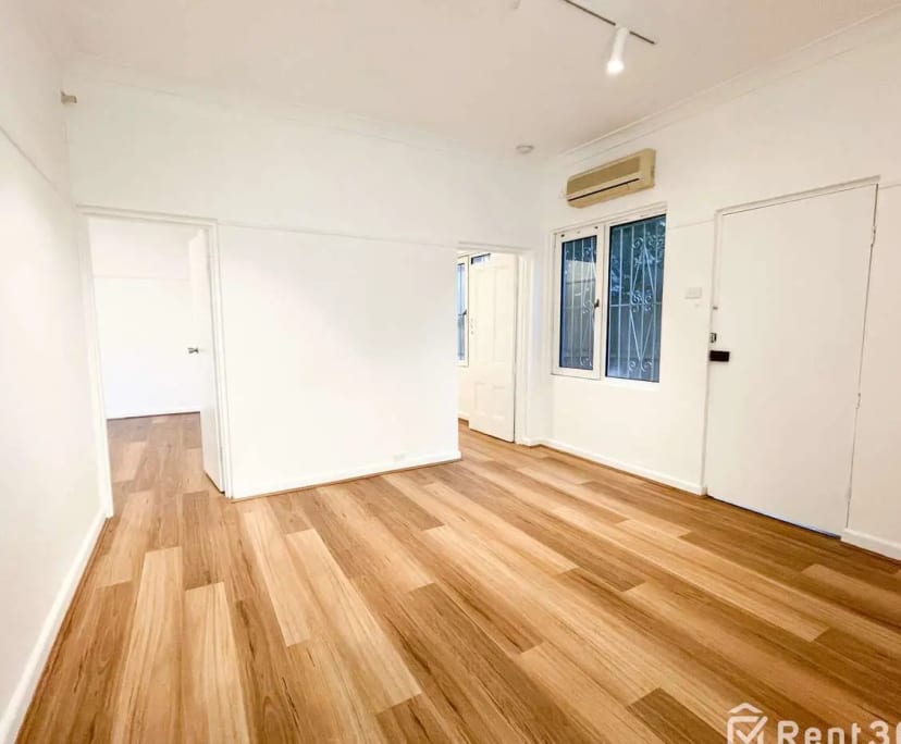 $250, Share-house, 2 bathrooms, Petersham NSW 2049