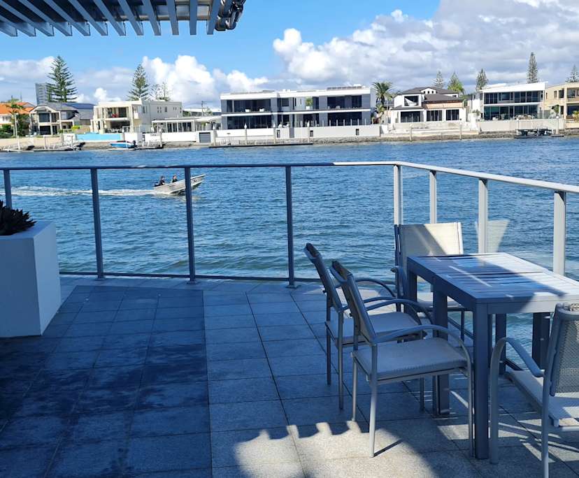 $600, Flatshare, 2 bathrooms, Surfers Paradise QLD 4217