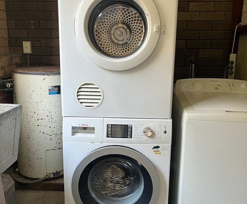 $499, Flatshare, 2 bathrooms, Coolangatta QLD 4225