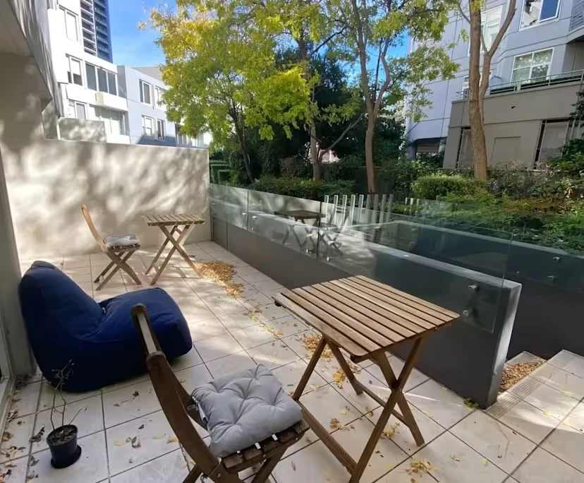 $390, Flatshare, 2 bathrooms, South Yarra VIC 3141