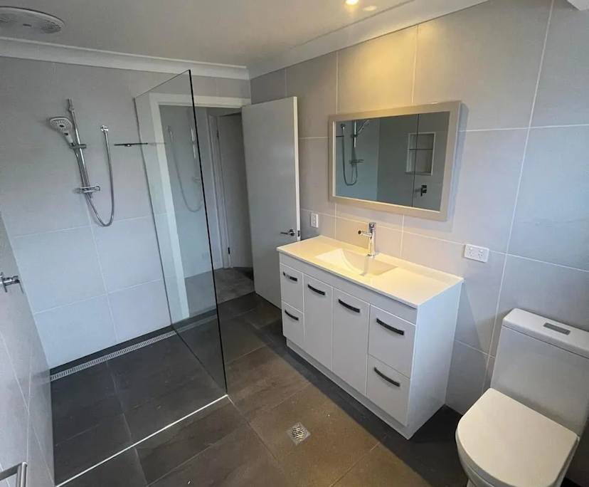 Furnished room with own bathroom