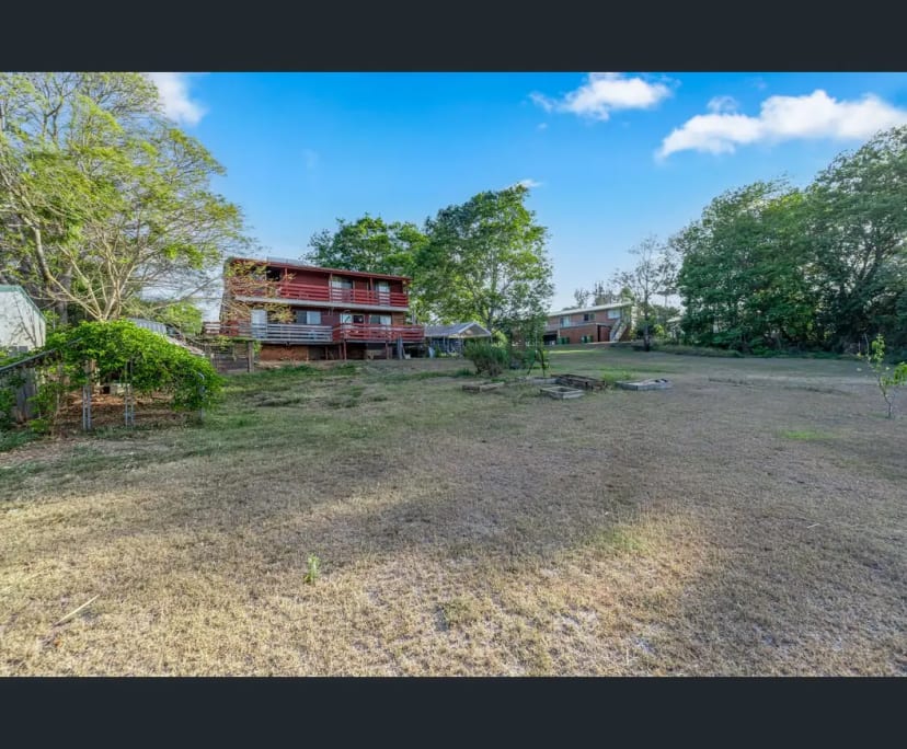 Room for Rent in Monkland, QLD 220, Flexible with...