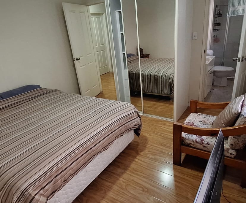 Room with ensuite in a flatshare