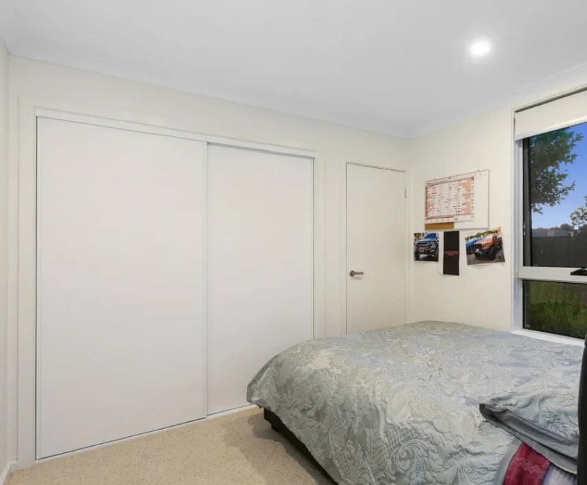 $180-200, Flatshare, 2 rooms, Point Cook VIC 3030, Point Cook VIC 3030