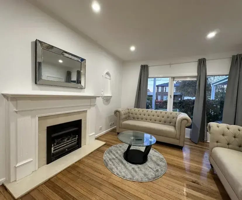 Furnished room in a share house