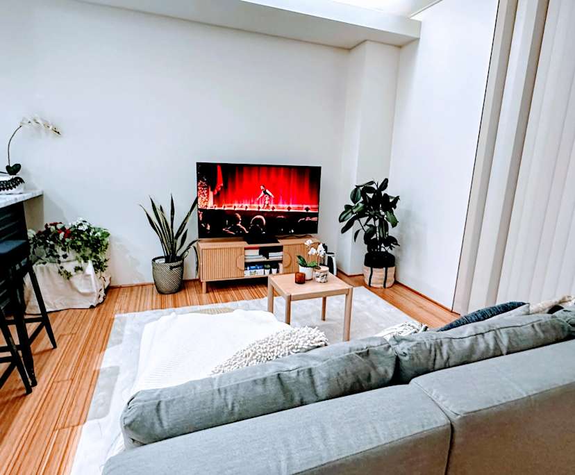 $1,125, 1-bed, 1 bathroom, Perth WA 6000