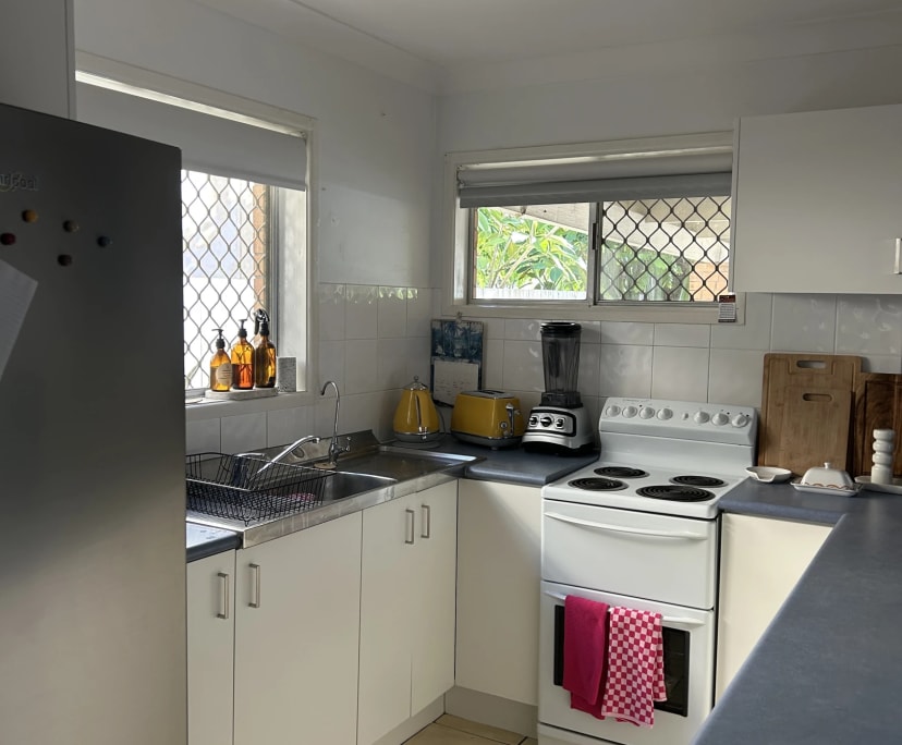 $400, Flatshare, 2 bathrooms, Palm Beach QLD 4221