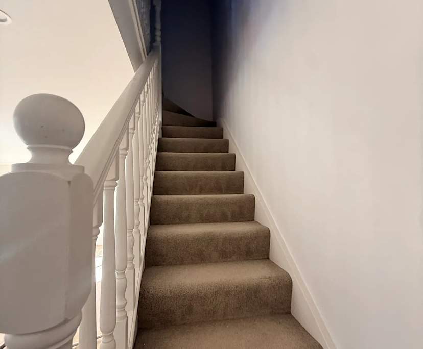 Unfurnished room with own bathroom