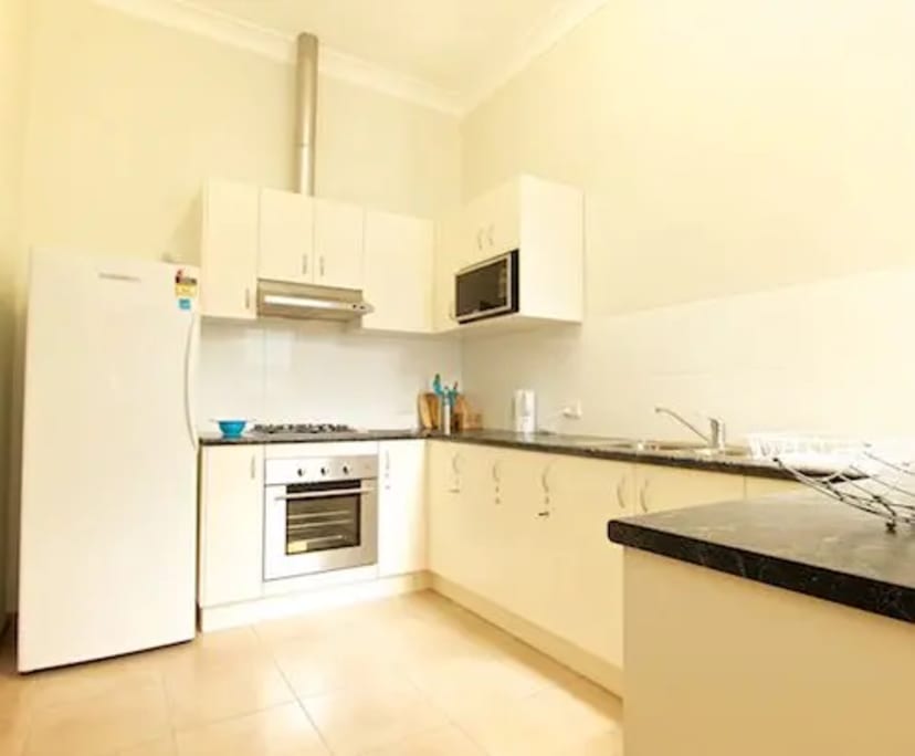 $260, Share-house, 6 bathrooms, Tighes Hill NSW 2297