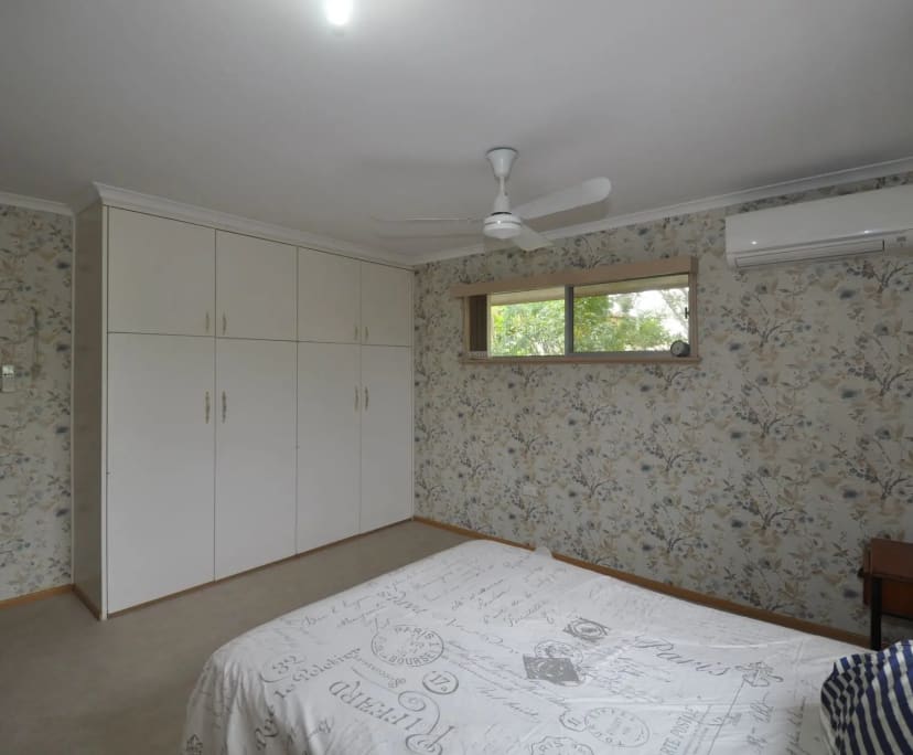 $255, Share-house, 5 bathrooms, Gatton QLD 4343