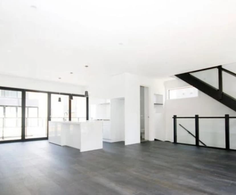 Furnished room with ensuite in a share house