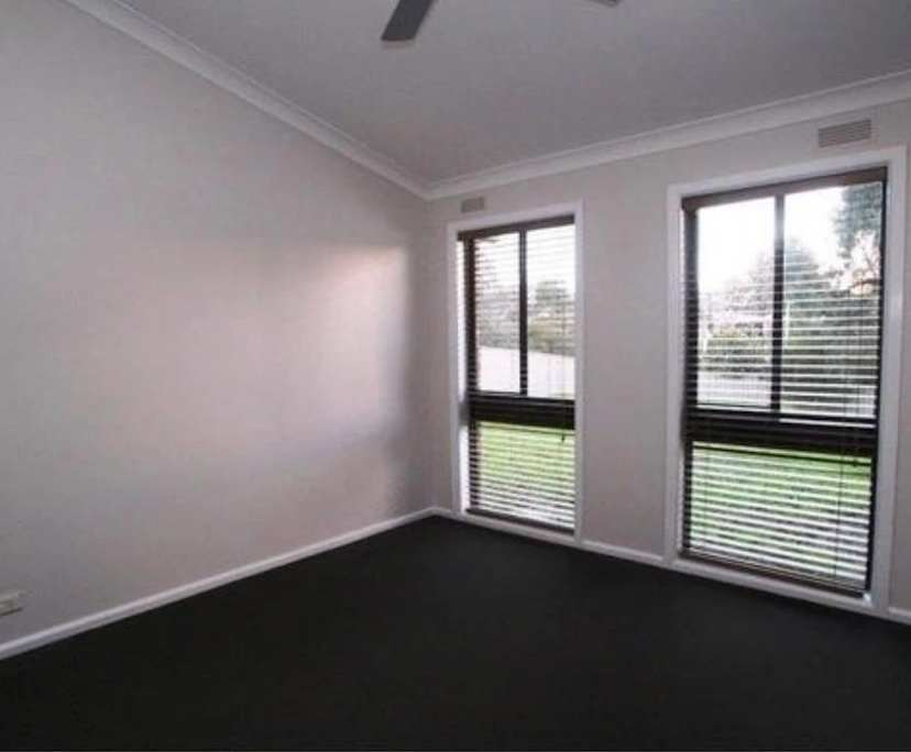 Unfurnished room in a share house