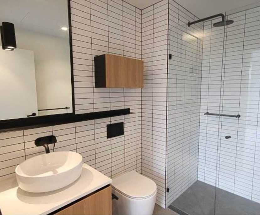 Room with ensuite in a flatshare