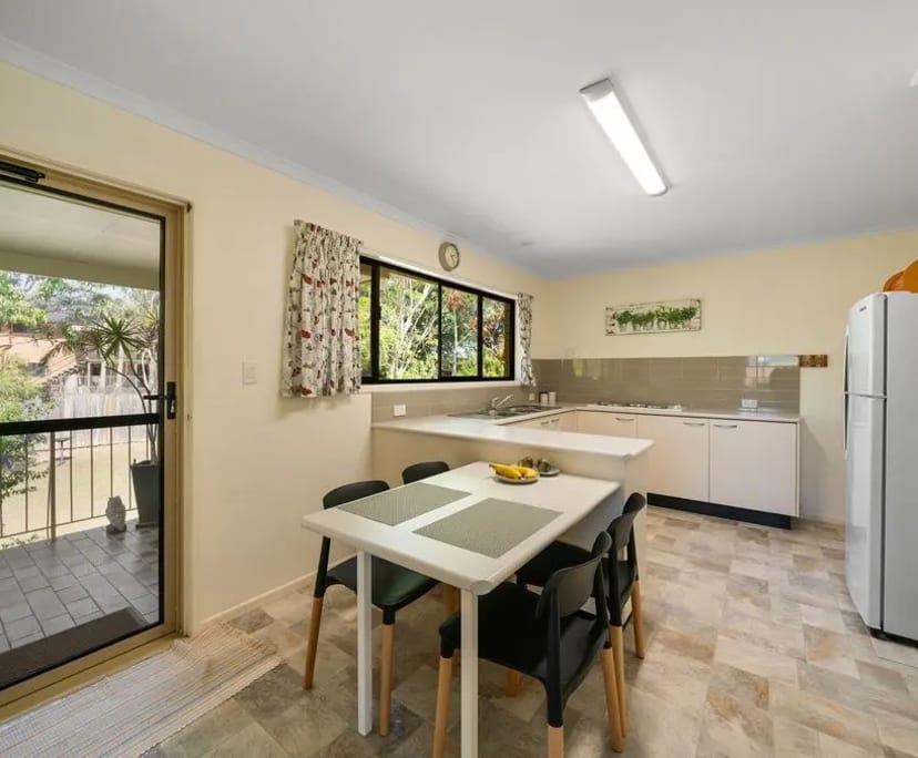 $250, Share-house, 3 bathrooms, Alexandra Hills QLD 4161