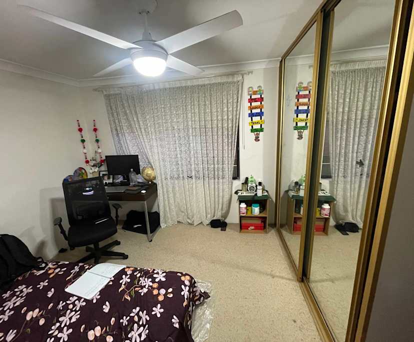 Whole property with 2 rooms for rent