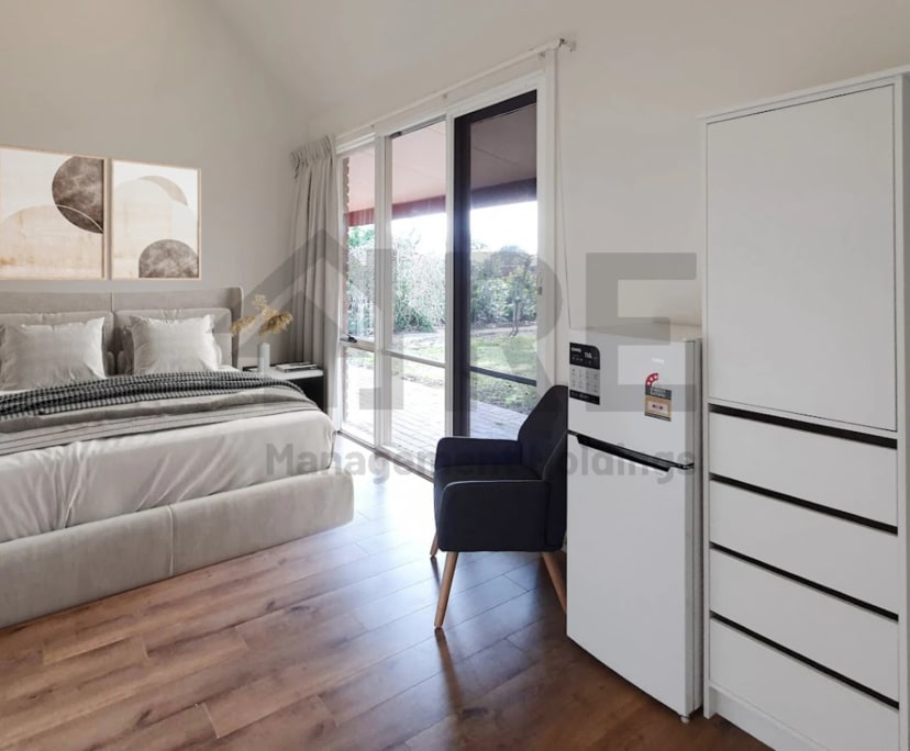 $260, Share-house, 6 bathrooms, Mount Eliza VIC 3930