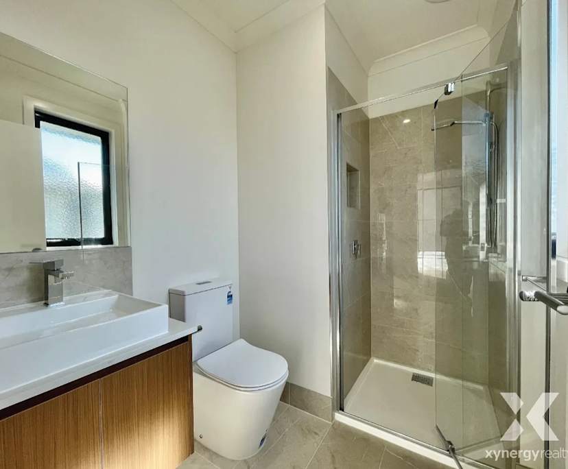 Room with ensuite in a share house