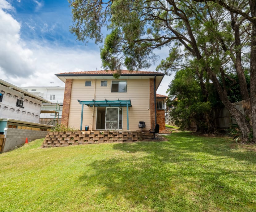 Room for Rent in Herston, Brisbane 200, Furnished...