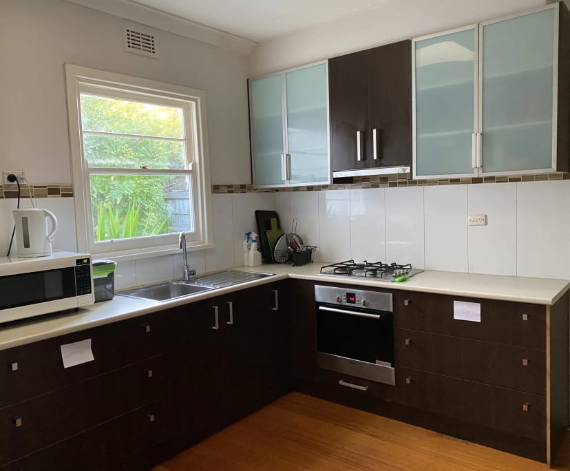 $295, Share-house, 3 bathrooms, Burwood VIC 3125