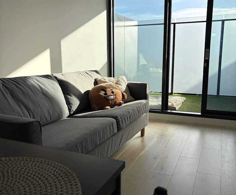 Furnished room in a flatshare