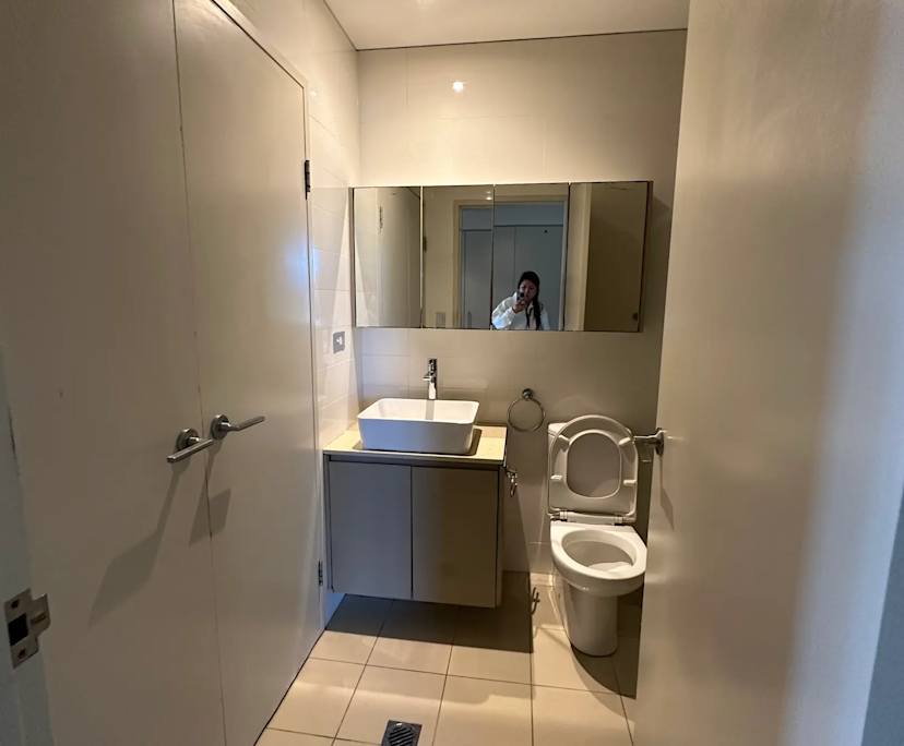 $350, Share-house, 2 bathrooms, Haymarket NSW 2000