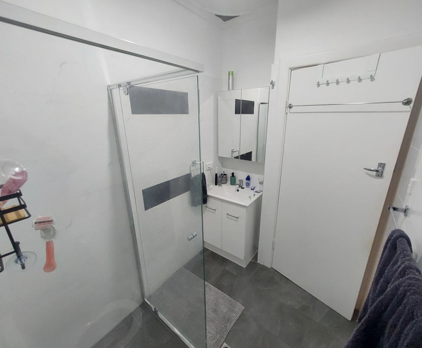 $300, Flatshare, 2 bathrooms, Kingswood SA 5062