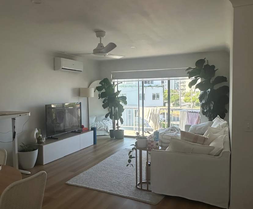 $400, Flatshare, 2 bathrooms, Palm Beach QLD 4221