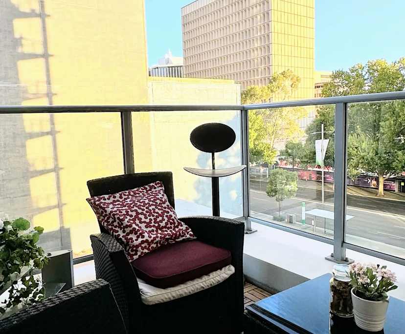 $1,125, 1-bed, 1 bathroom, Perth WA 6000