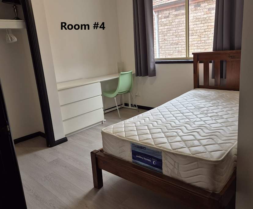 Furnished room in a share house