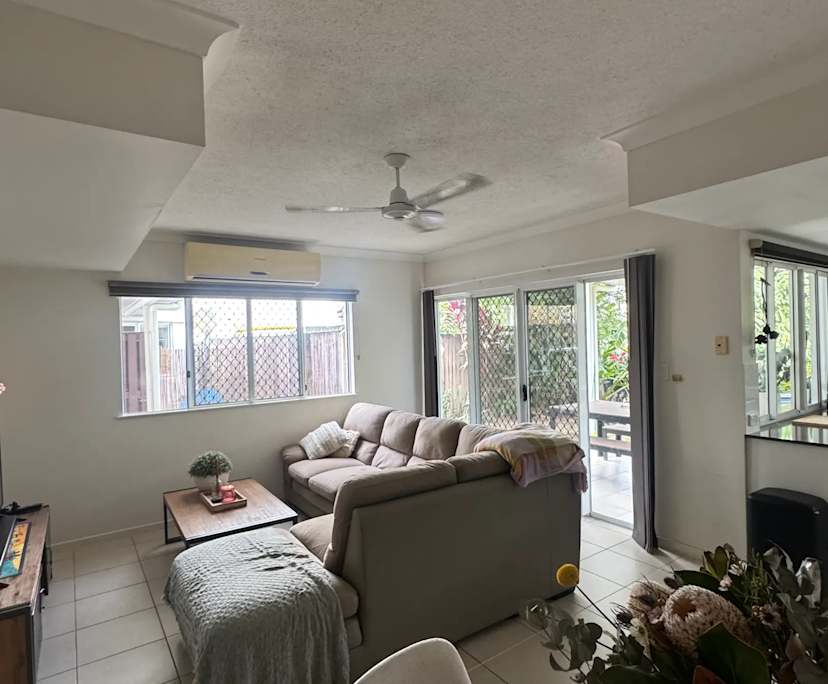 $185, Flatshare, 3 bathrooms, Kamerunga QLD 4870