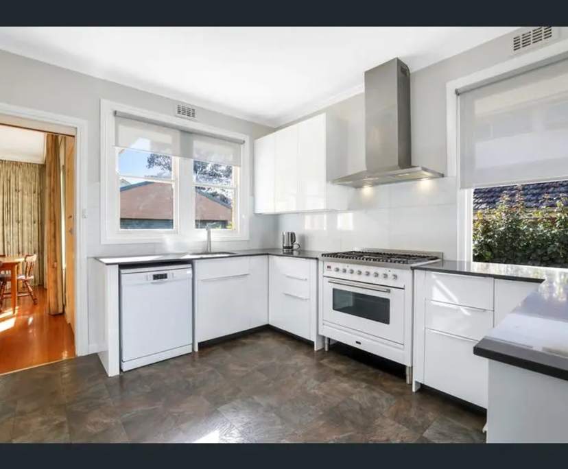 Room in a share house