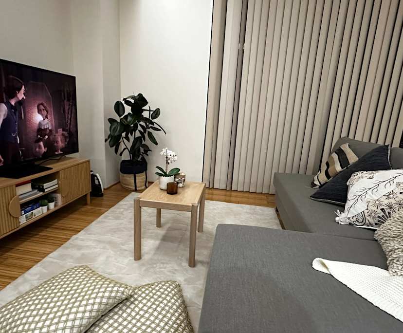 $1,125, 1-bed, 1 bathroom, Perth WA 6000