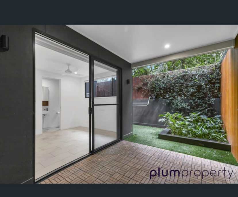 $330, Share-house, 3 bathrooms, Taringa QLD 4068