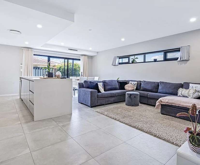 Unfurnished room in a share house