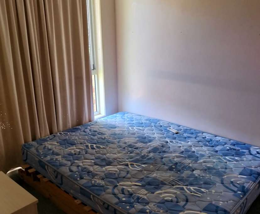 $220, Flatshare, 2 bathrooms, South Gladstone QLD 4680