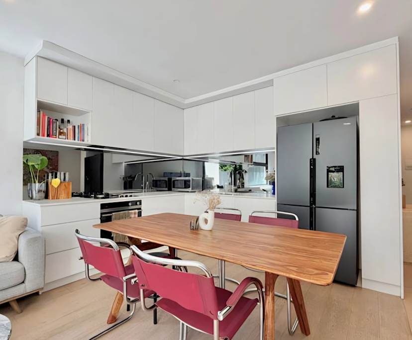 $350, Share-house, 2 bathrooms, Glen Huntly VIC 3163