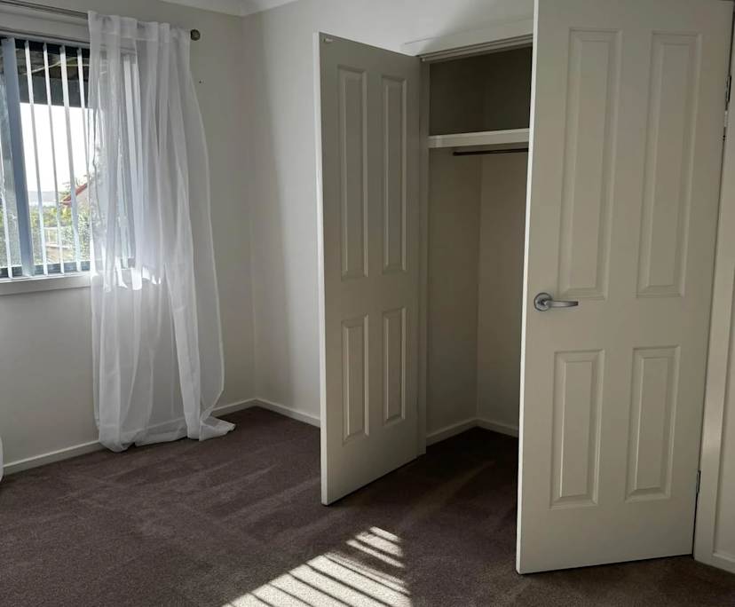 Unfurnished room in a share house