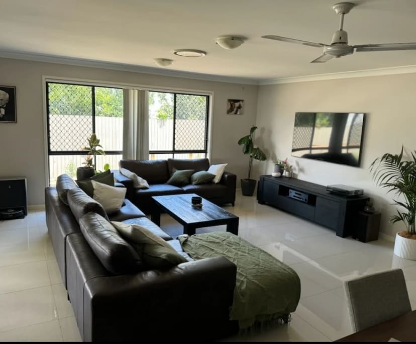 $320, Share-house, 4 bathrooms, Tingalpa QLD 4173
