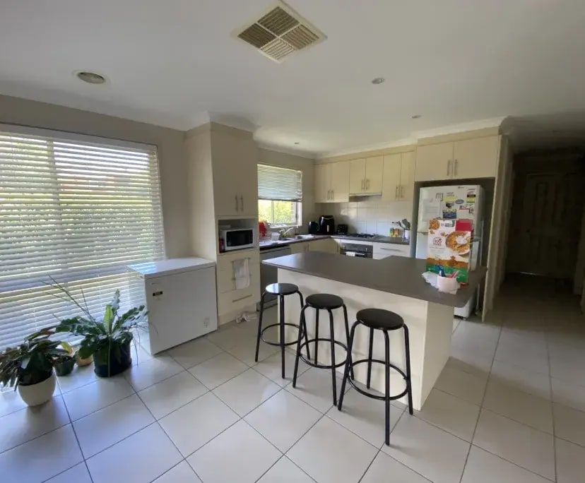 Unfurnished room in a share house