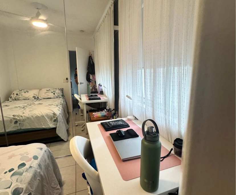 $300, Flatshare, 2 bathrooms, South Brisbane QLD 4101