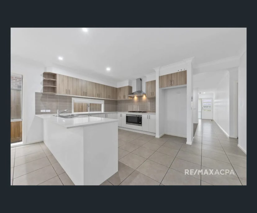 Unfurnished room in a share house