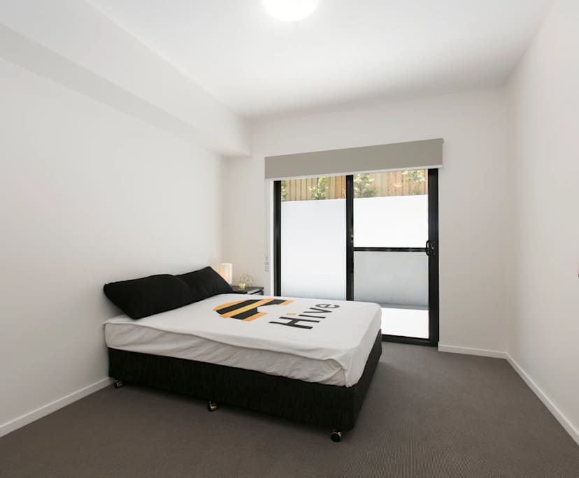 $375, Student-accommodation, 6 bathrooms, Kelvin Grove QLD 4059
