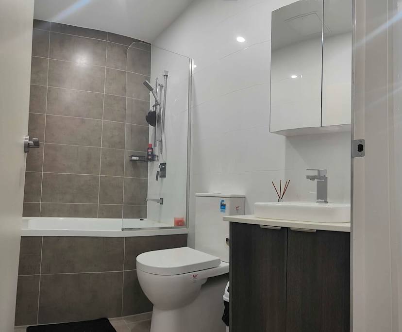 Furnished room with own bathroom