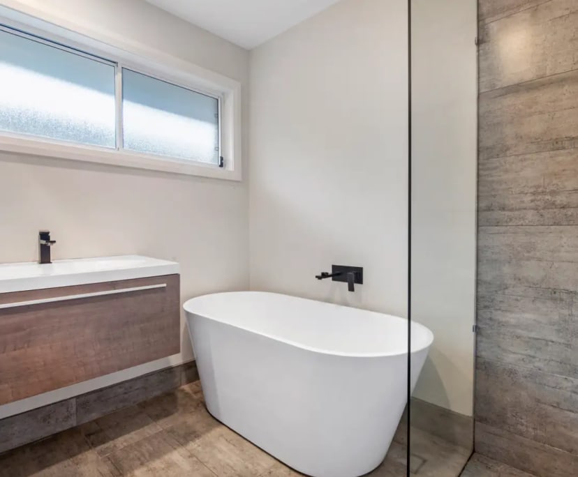 $420, Share-house, 4 bathrooms, Miami QLD 4220