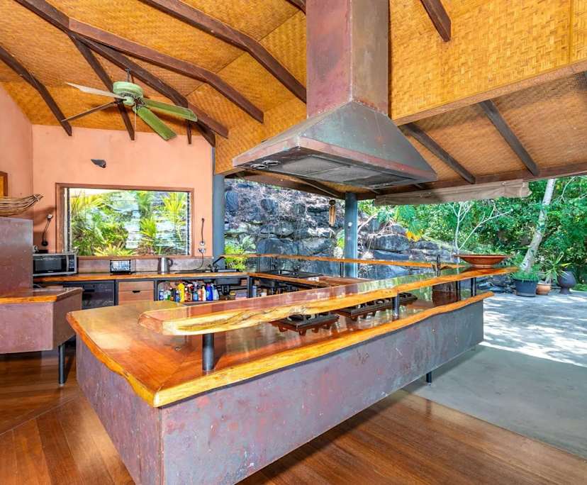 $700, Whole-property, 3 bathrooms, Killaloe QLD 4877