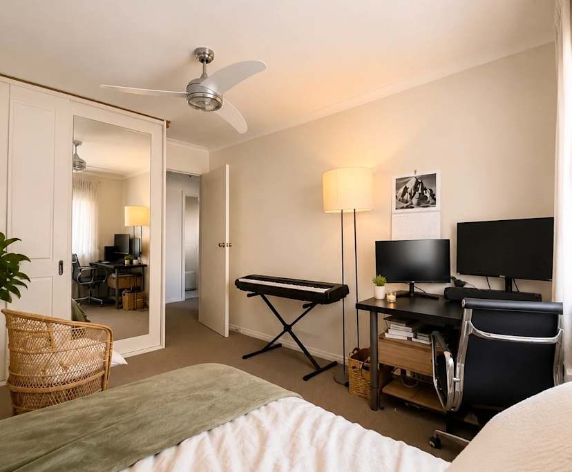Furnished room in a share house